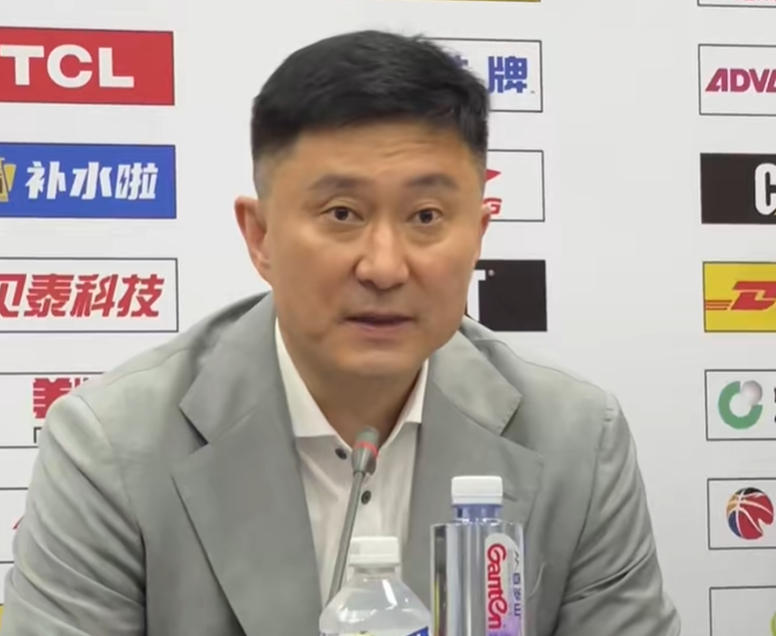 百家乐官网-胜江苏发布会！杜锋请求包容，回应3争议球员情况，赞张皓嘉发挥